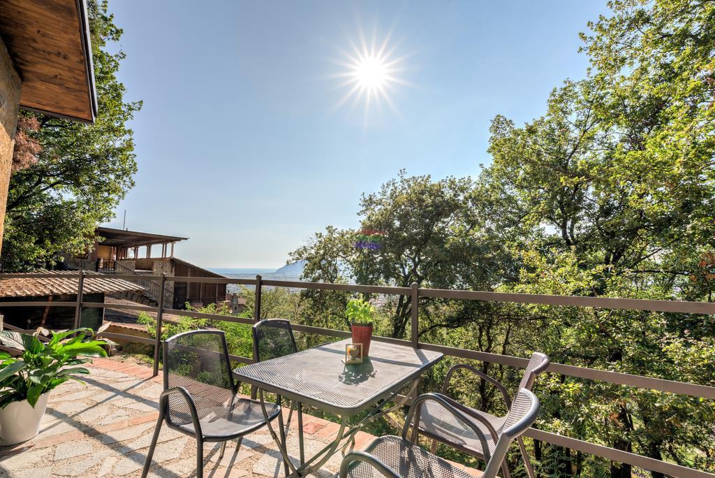 Ippotur Medieval Resort Castelnuovo Magra Dış mekan fotoğraf